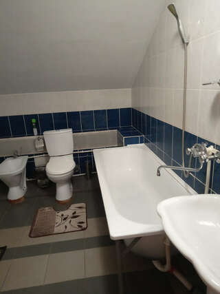 Гостиница Градец Чайковский Общий номер для мужчин и женщин с 8 кроватями-5